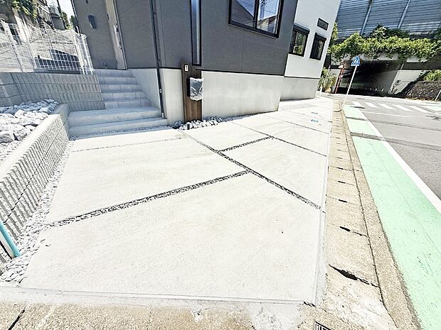 C棟 ■自宅にカースペースがあると助かります