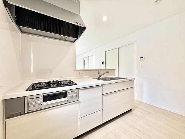 ■シンプルで美しく心地よい時間を生むキッチン空間