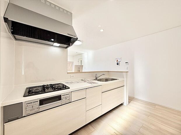 ■シンプルで美しく心地よい時間を生むキッチン空間