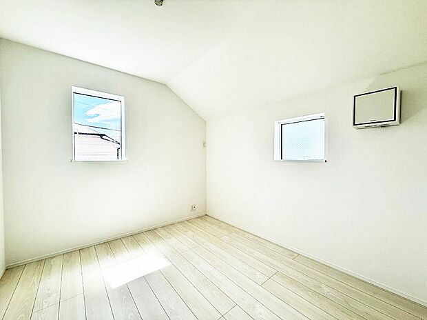 1号棟 ■静かな洋室で読書や趣味に集中できる場所