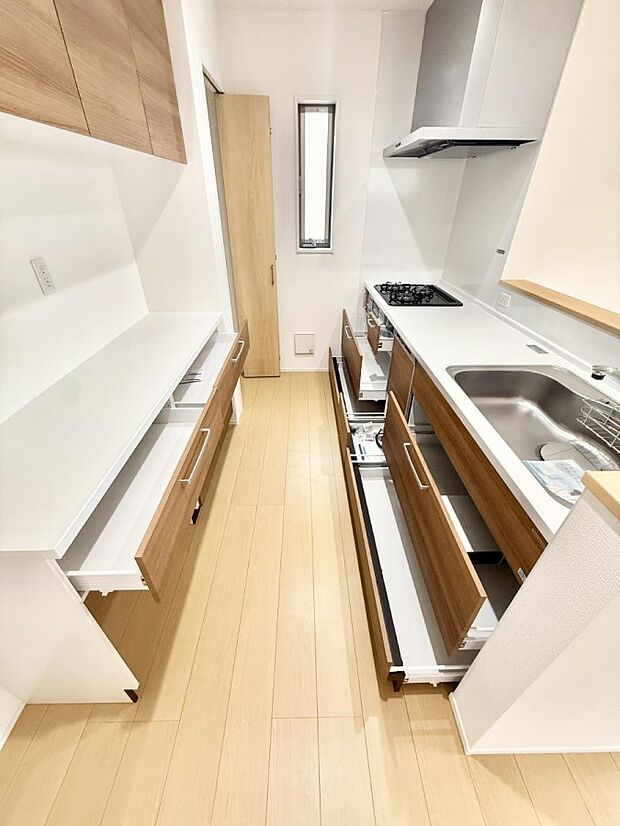 ■料理がもっと楽しくなる、快適なキッチン空間