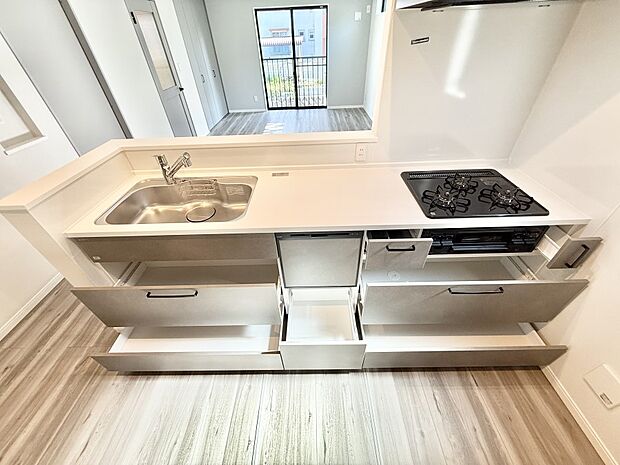 A号棟  ■シンプルで機能的、毎日使いやすいキッチン