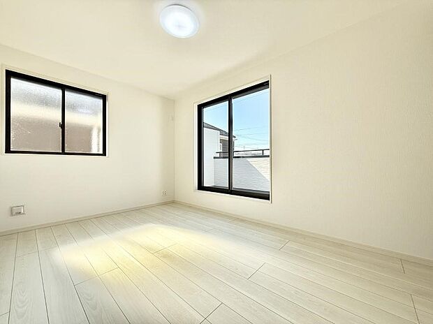 ■落ち着いた色合いのお部屋で穏やかな時間を楽しめます