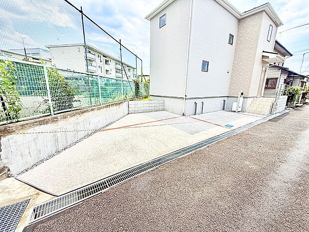 ■自宅にある駐車スペースなので安心ですね