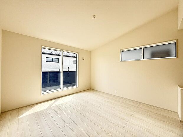 ■落ち着いた雰囲気のお部屋で心が安らぐ空間