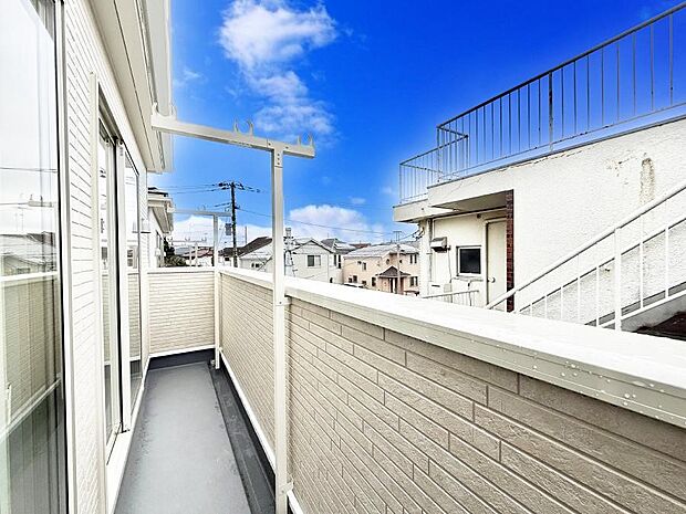 ■ 季節の移ろいを感じられる開放的な空間です