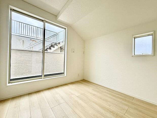 ■落ち着いた色合いのお部屋で穏やかな時間を楽しめます