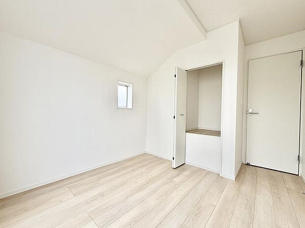 ■落ち着いた雰囲気のお部屋で心が安らぐ空間