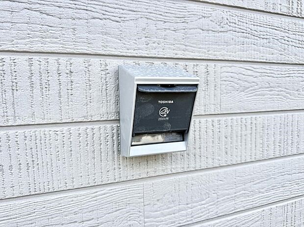 ■自宅で簡単に充電でき、エコなカーライフをサポート