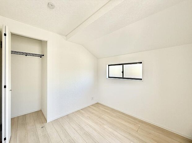 ■窓の配置や通気性の良い設計で部屋の空気がこもらず、常に新鮮な空気が流れます