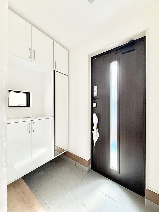 ■ ここから始まる一日、すっきり整った玄関