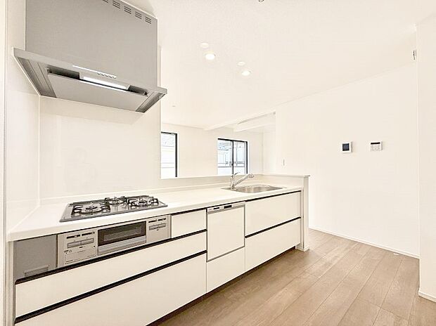 ■シンプルで美しく心地よい時間を生むキッチン空間