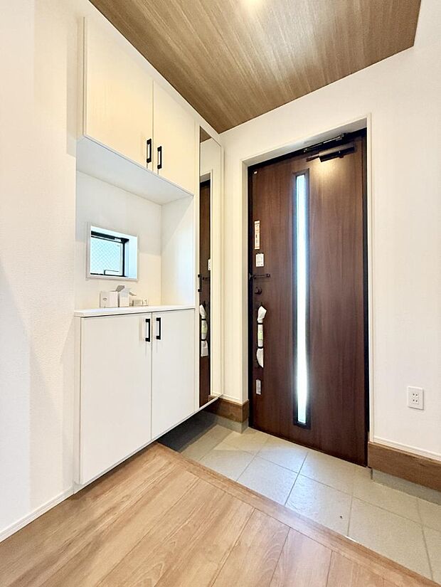 ■ シンプルで美しく、快適な暮らしの入り口