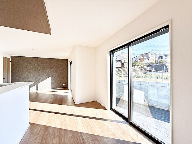 ■くつろぎと笑顔が集まる、心温まるリビング