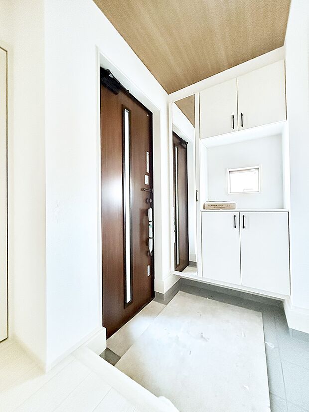 ■ シンプルで美しく、快適な暮らしの入り口