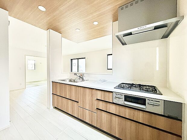 ■シンプルで美しく心地よい時間を生むキッチン空間