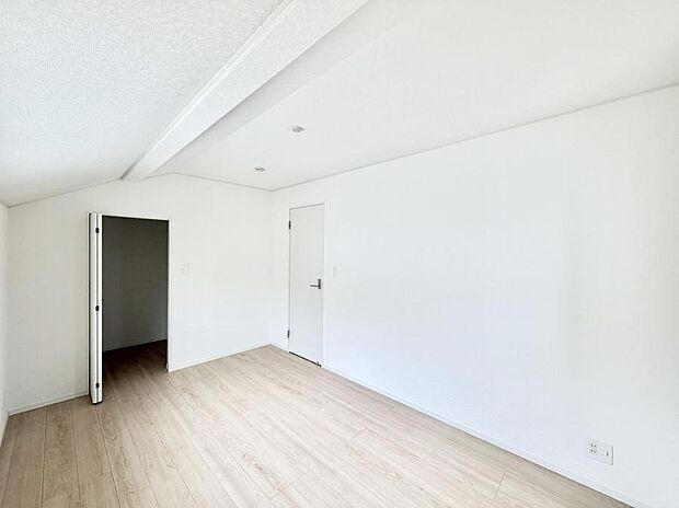 2号棟 ■読書や趣味リモートワークなどさまざまな用途に対応できる柔軟さがあります