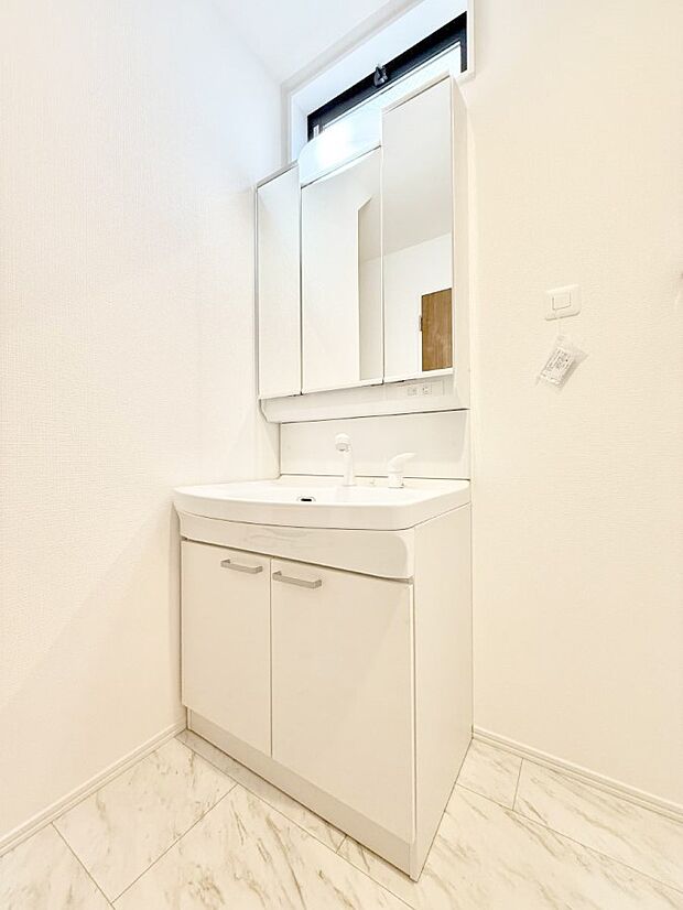 ■朝の準備がスムーズにできる広さです