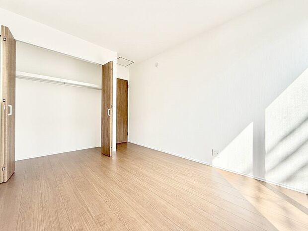 ■落ち着いた色合いのお部屋で穏やかな時間を楽しめます