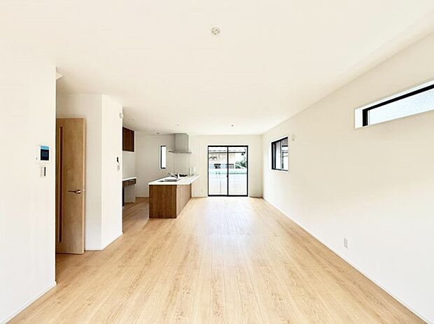 ■くつろぎと笑顔が集まる、心温まるリビング