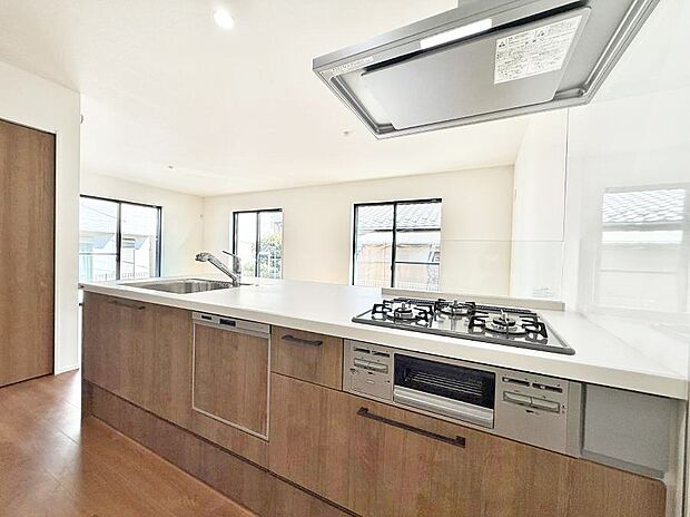 ■家族の絆を深める、温もりのあるキッチン