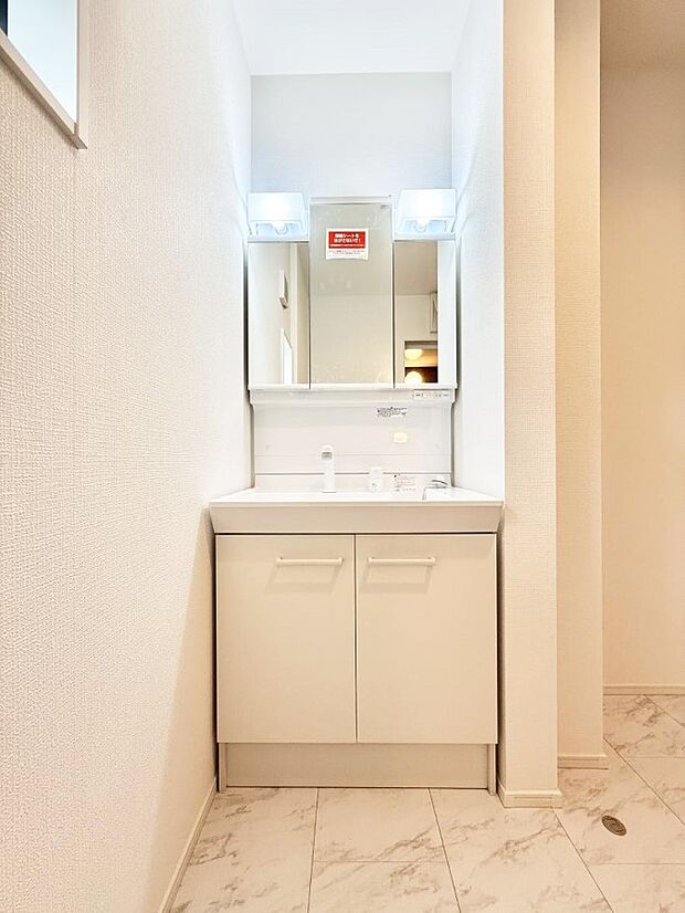 ■朝の準備がスムーズにできる広さです