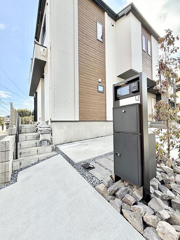 1号棟 ■家族みんなが笑顔で過ごせる、安心感のある住まい