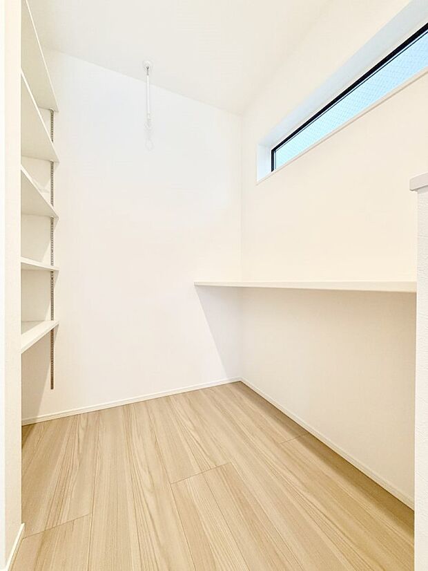 2号棟 ■プラスαの収納スペース