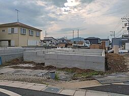 神奈川県秦野市曽屋１丁目