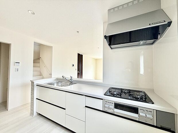 ■家族の絆を深める、温もりのあるキッチン