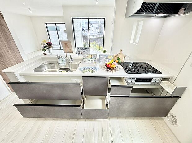 ■料理がもっと楽しくなる、快適なキッチン空間