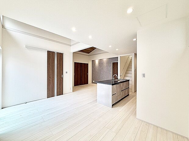 ■心落ち着く場所、ゆったり過ごせるリビング