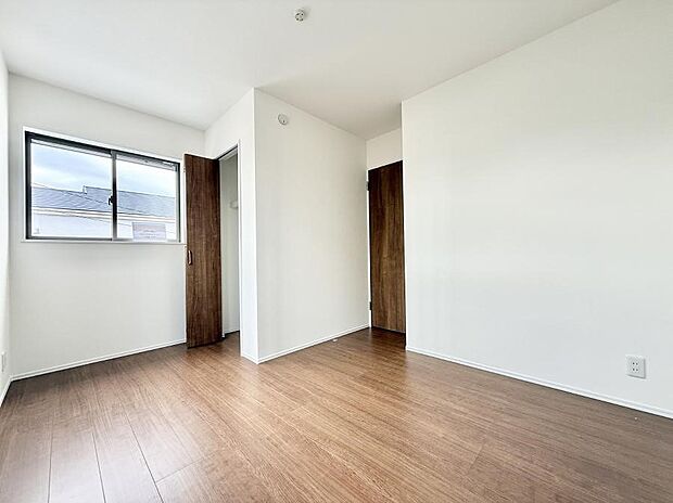 ■落ち着いた色合いのお部屋で穏やかな時間を楽しめます