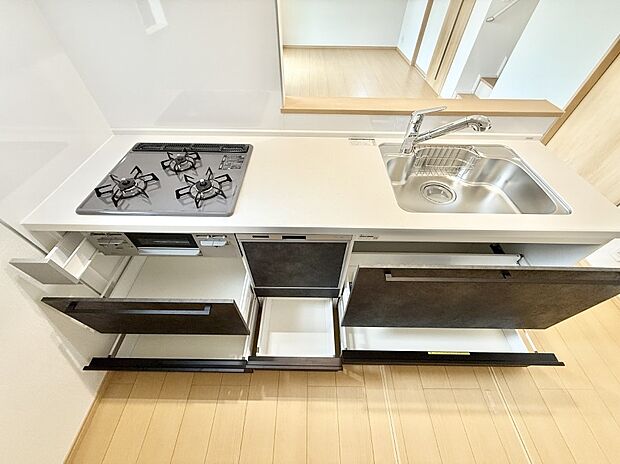 A号棟  ■シンプルで機能的、毎日使いやすいキッチン