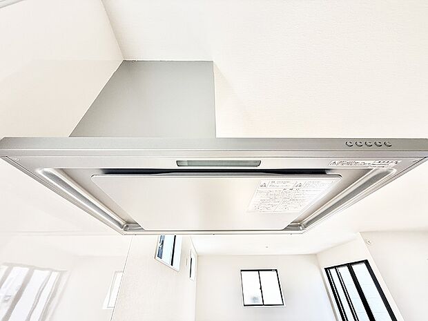 ■調理時の蒸気や匂いが換気扇に誘導され、効率的に排煙ができます。
