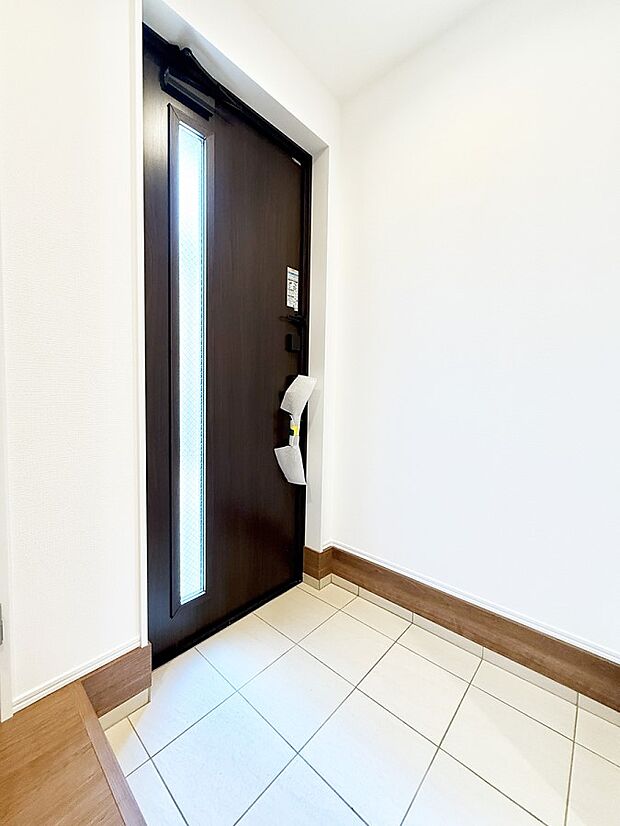 1号棟  ■玄関はお家の顔！おしゃれな玄関でお客様をお迎え！