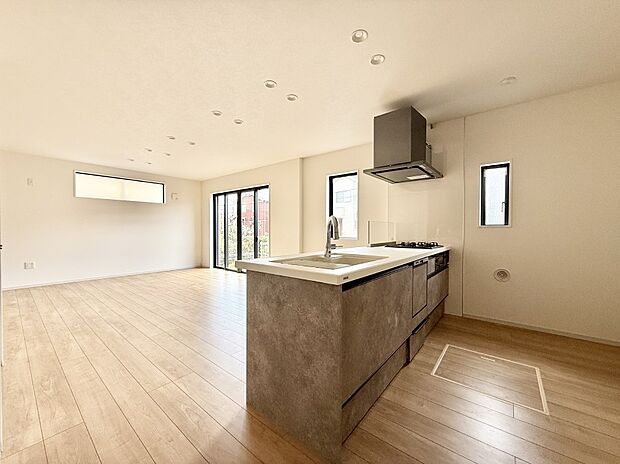 ■家族の絆を深める、温もりのあるキッチン