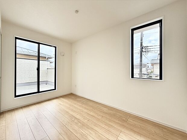 ■窓の配置や通気性の良い設計で部屋の空気がこもらず、常に新鮮な空気が流れます