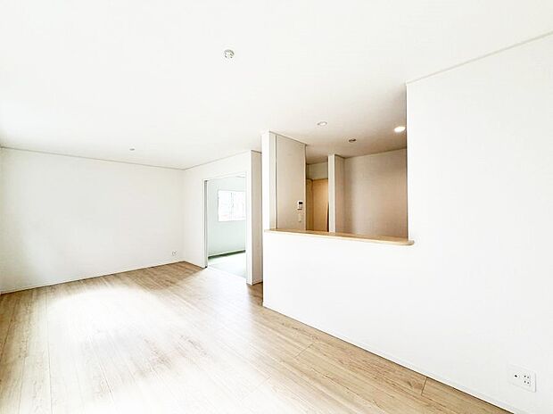 ■くつろぎと笑顔が集まる、心温まるリビング