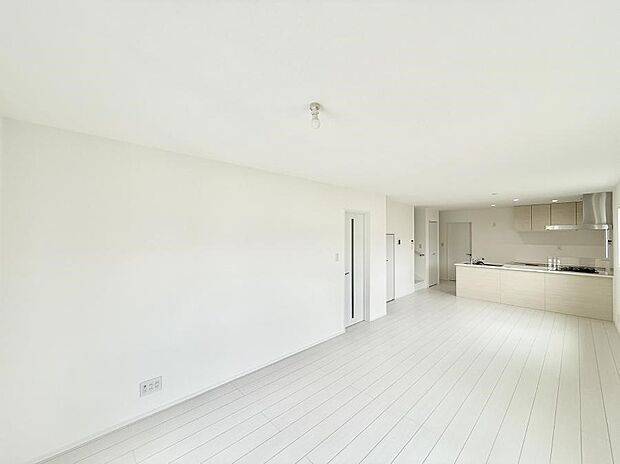 ■くつろぎと笑顔が集まる、心温まるリビング