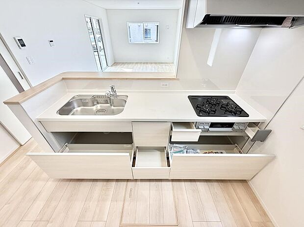 ■料理がもっと楽しくなる、快適なキッチン空間