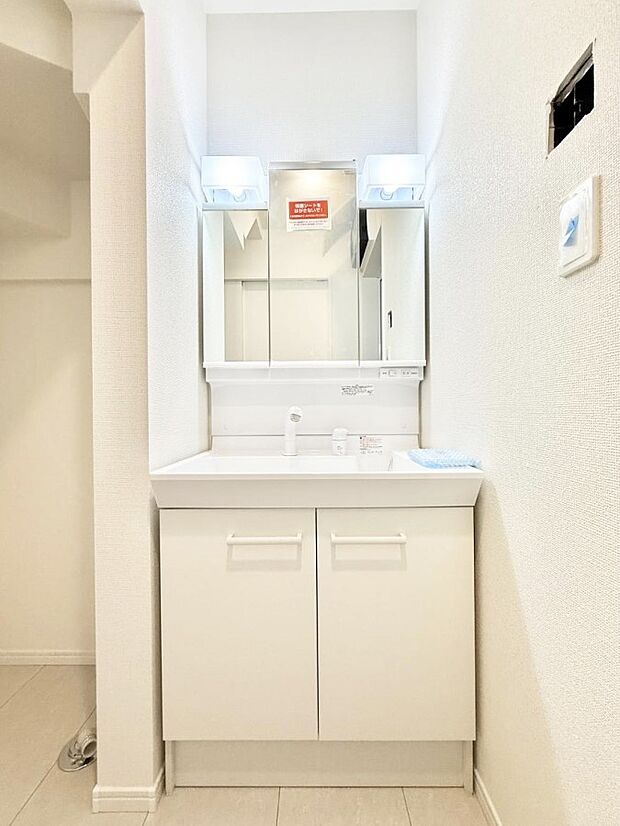 A号棟 ■朝の準備がスムーズにできる広さです