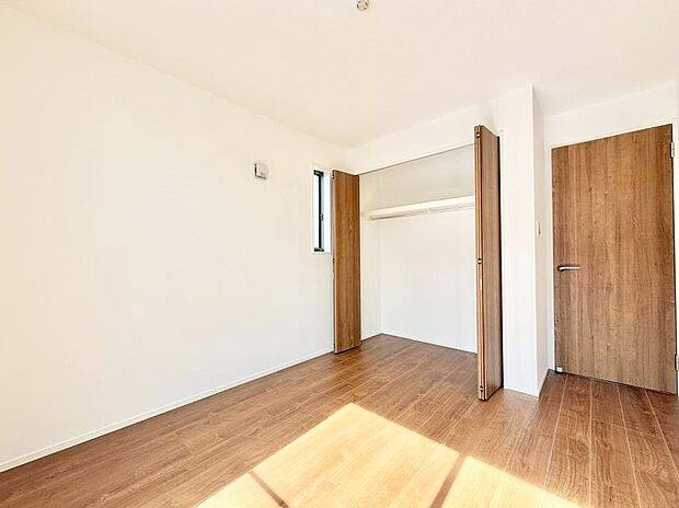 ■落ち着いた雰囲気のお部屋で心が安らぐ空間