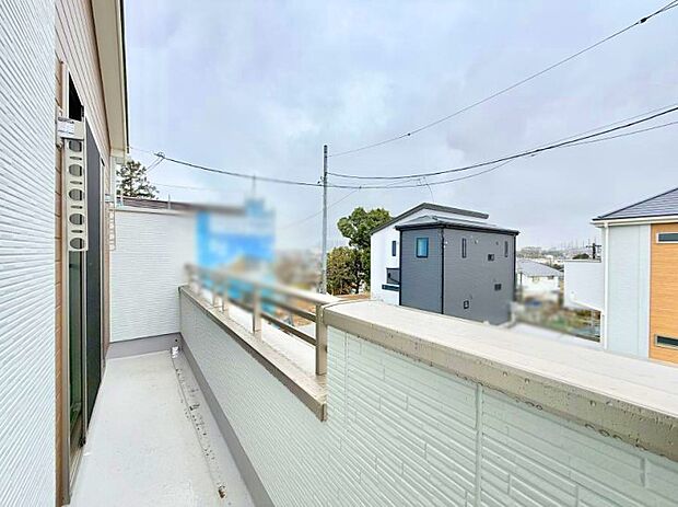 ■ 季節の移ろいを感じられる開放的な空間です