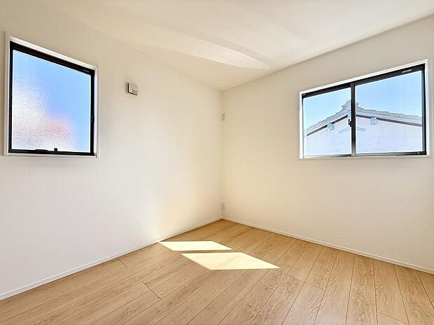 ■落ち着いた色合いのお部屋で穏やかな時間を楽しめます