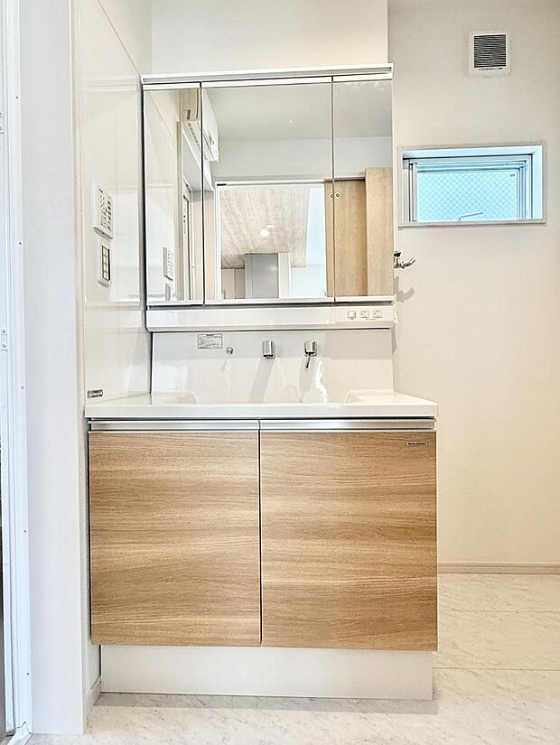 ■朝の準備がスムーズにできる広さです