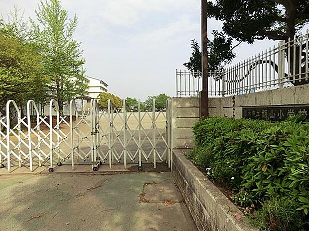 小学校 2000m 厚木市立飯山小学校