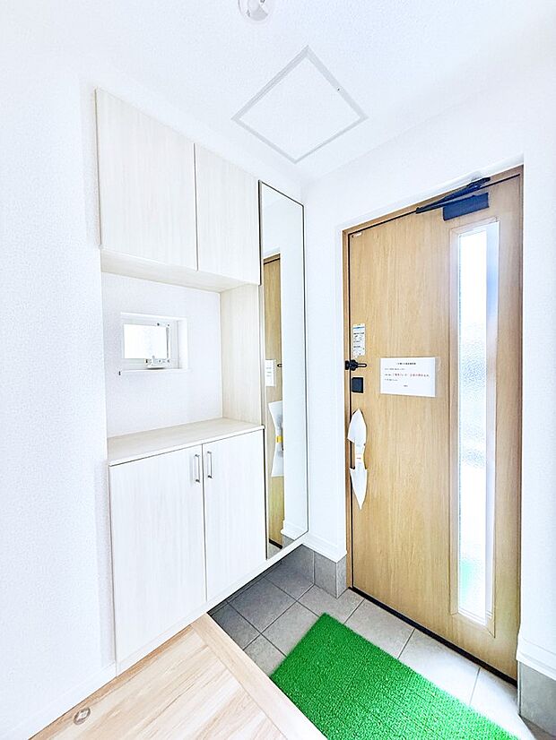 1号棟 ■ ここから始まる一日、すっきり整った玄関