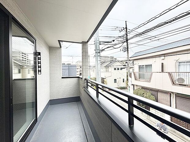 ■ 季節の移ろいを感じられる開放的な空間です