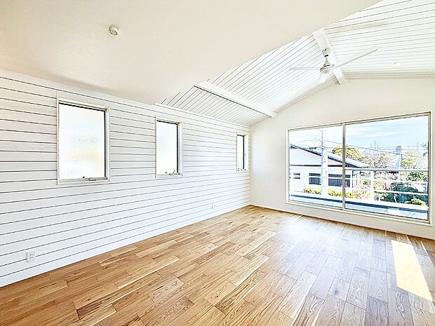 ■心落ち着く場所、ゆったり過ごせるリビング